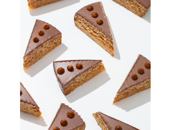 Tort "Napolitane și caramel" - 4 Imagine